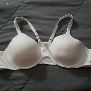 Front closure bra